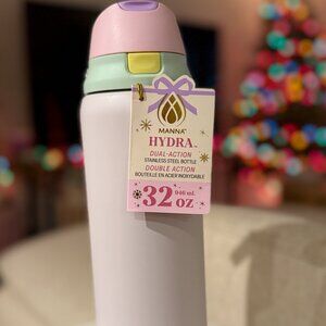 NWT Pastel Colours Water Bottle by Manna